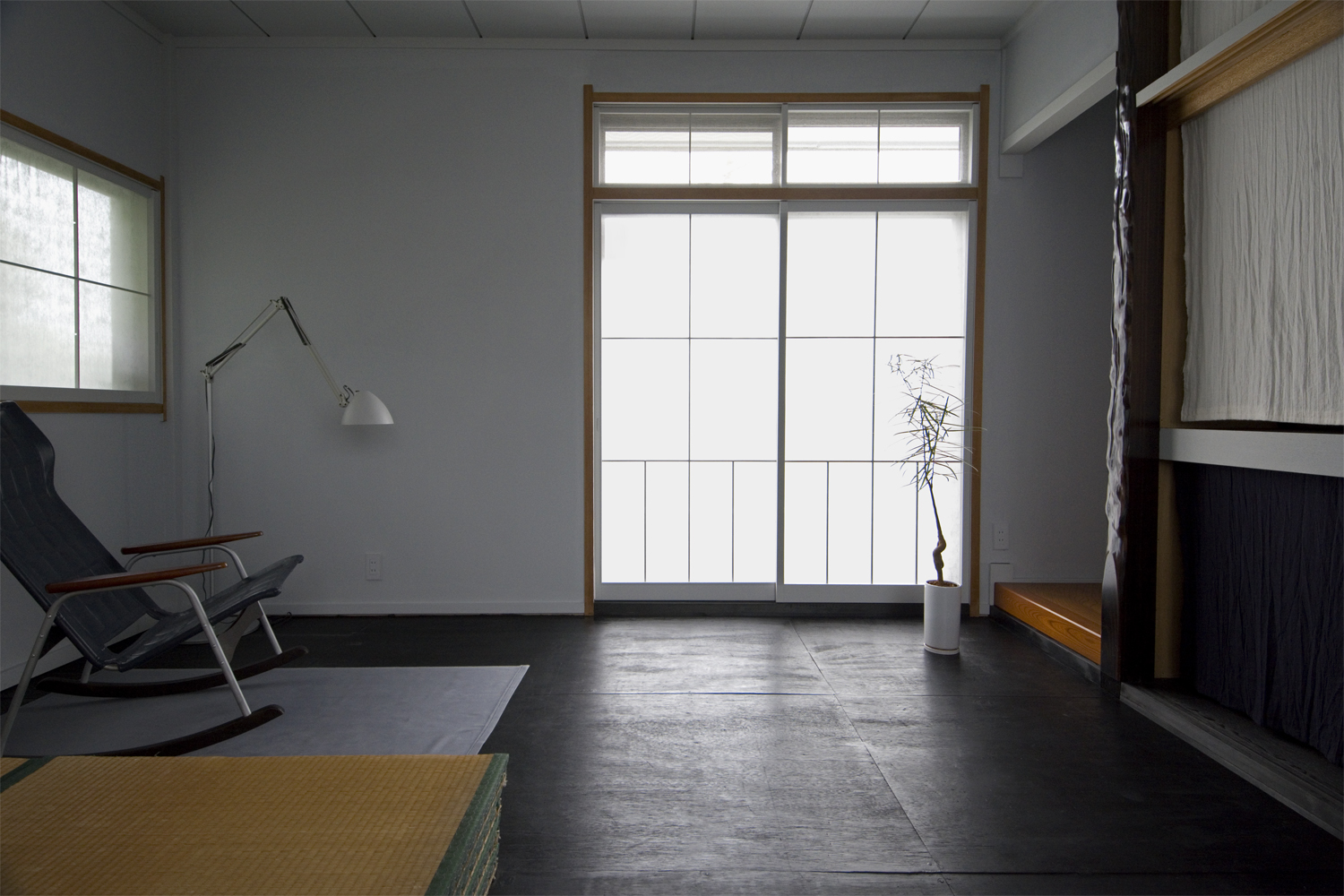 改装した和室の南側風景。